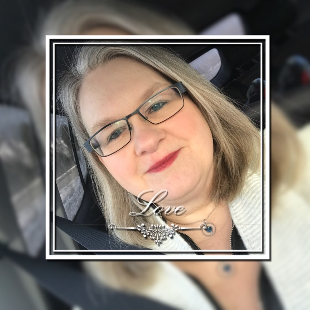 Meet your Posher, Sharon